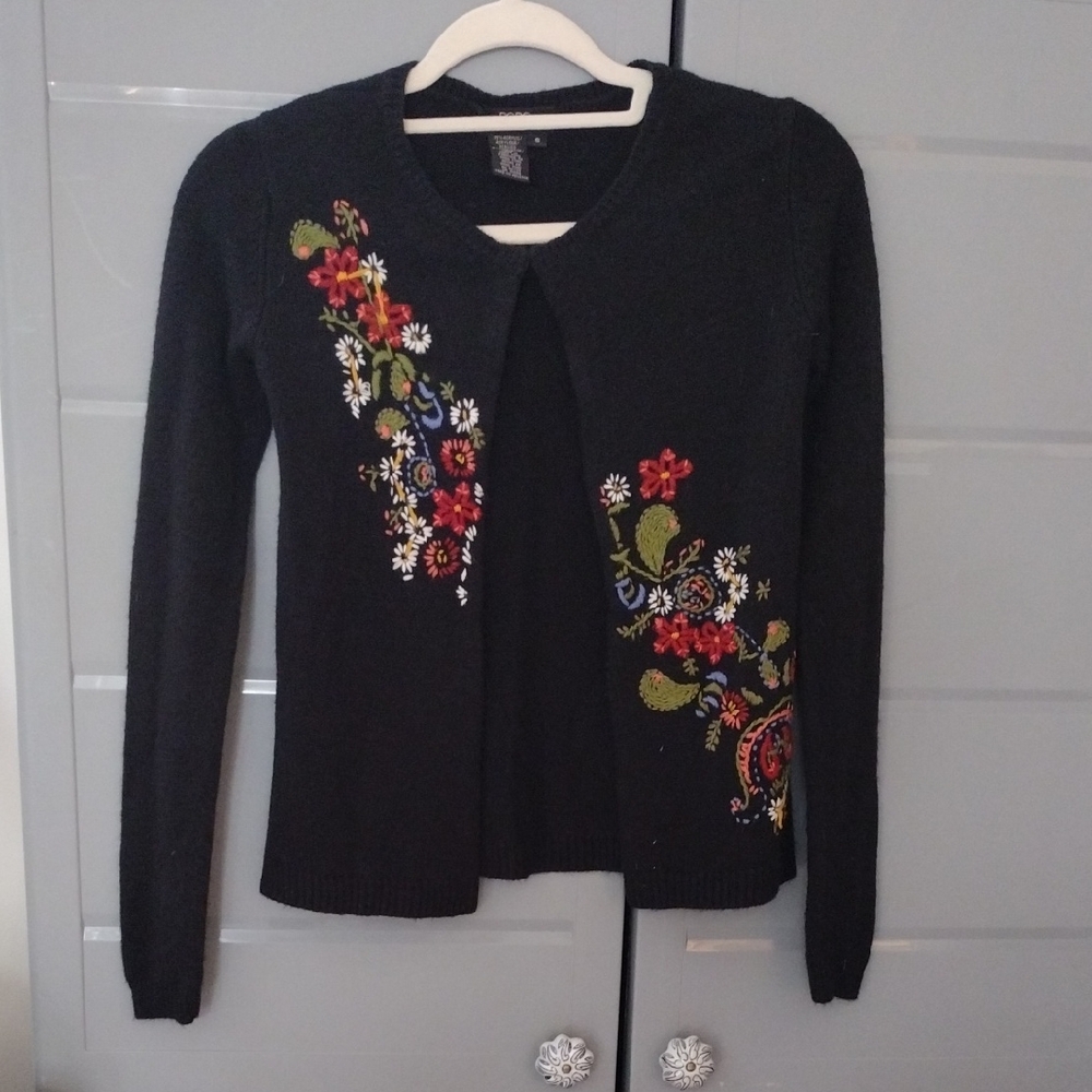 BCBGMaxAzria Black Sweater Cardigan with Multicolor Floral Embroidery